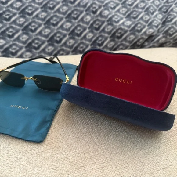Gucci Black and Gold Men's Glasses